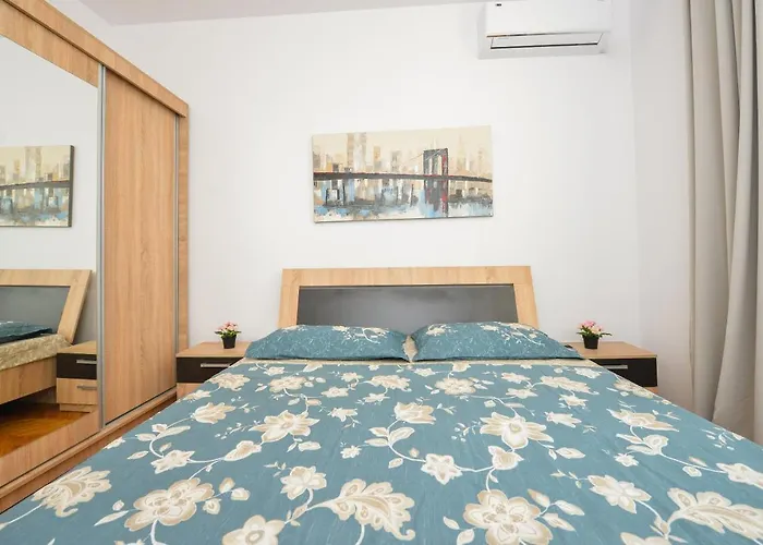 Old Town 2 New Apartment *