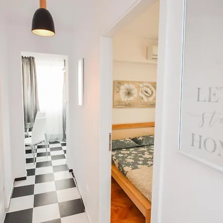 Old Town 2 New Appartement *