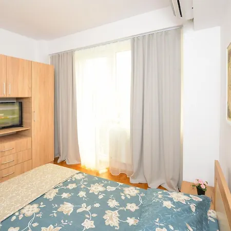 Old Town 2 New Appartement Boekarest