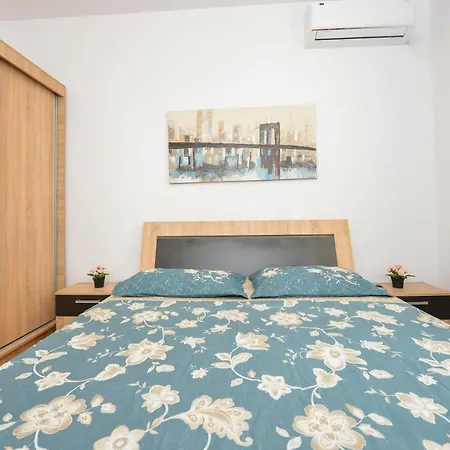 Old Town 2 New Appartement *