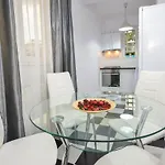 Old Town 2 New Apartman