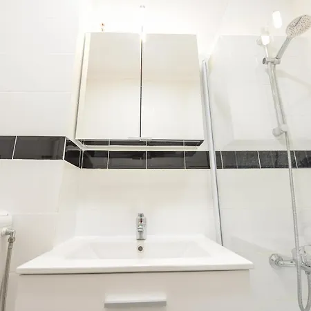 Old Town 2 New Апартаменты Бухарест