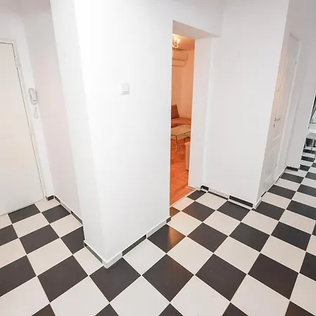 Old Town 2 New * Bucharest